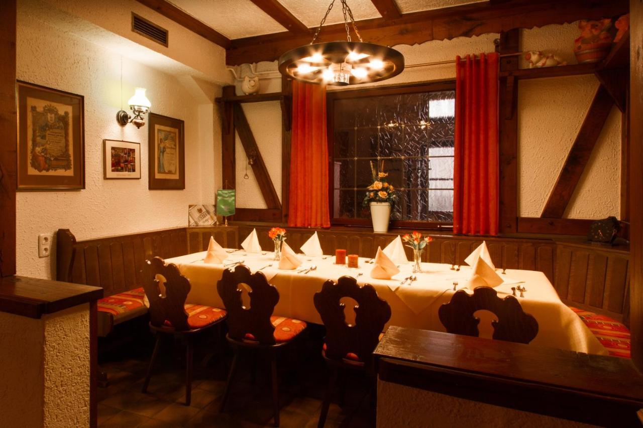 Hotel- Restaurant Zum Hirsch Grossenlueder Luaran gambar