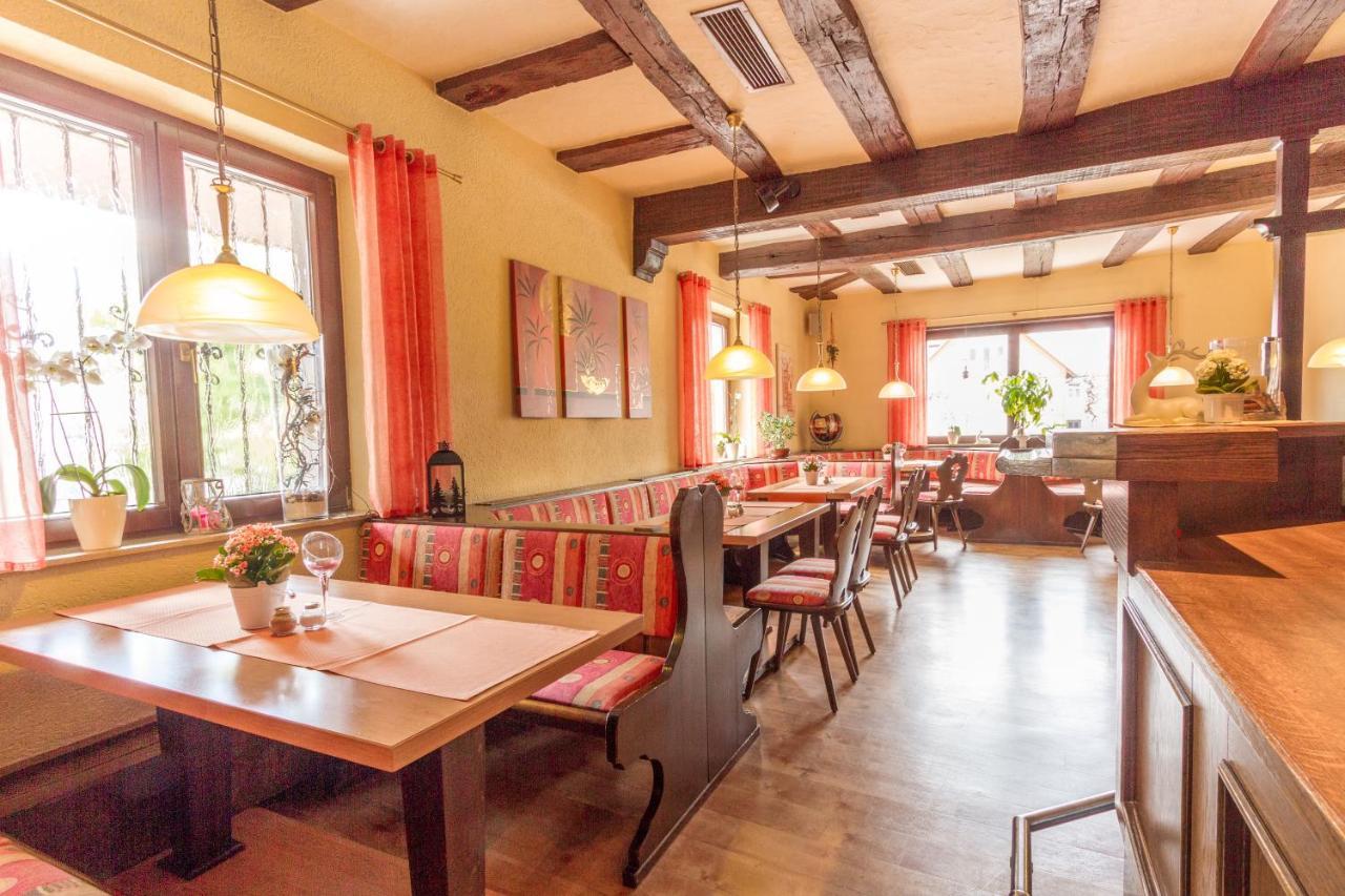 Hotel- Restaurant Zum Hirsch Grossenlueder Luaran gambar